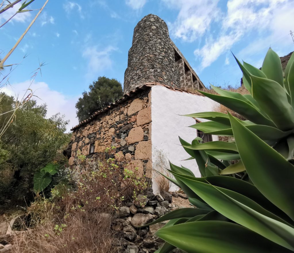 Wassermühle von Fataga Molino del Aqua 7 Der Turm vom Mahlwerk mit Anbau