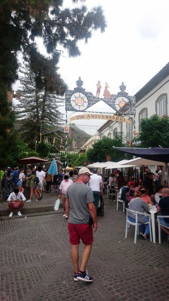 Festlich geschmückte Straßen Teror Gran Canaria