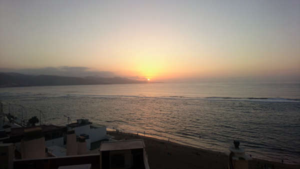 Wie ist das Wetter im November auf Gran Canaria? 11 Sonnenuntergang Las Plamas Gran Canaria