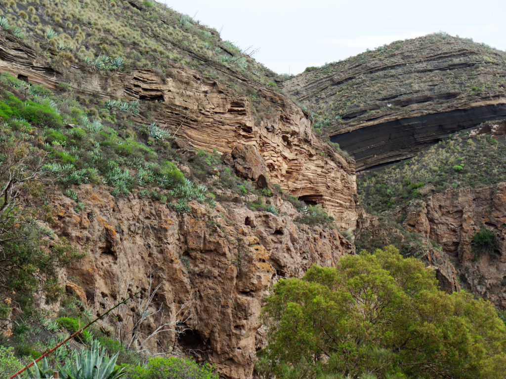 Aussichtspunkt Mirador el Cornical 13 Gesteinformationen Caldera de Bandama