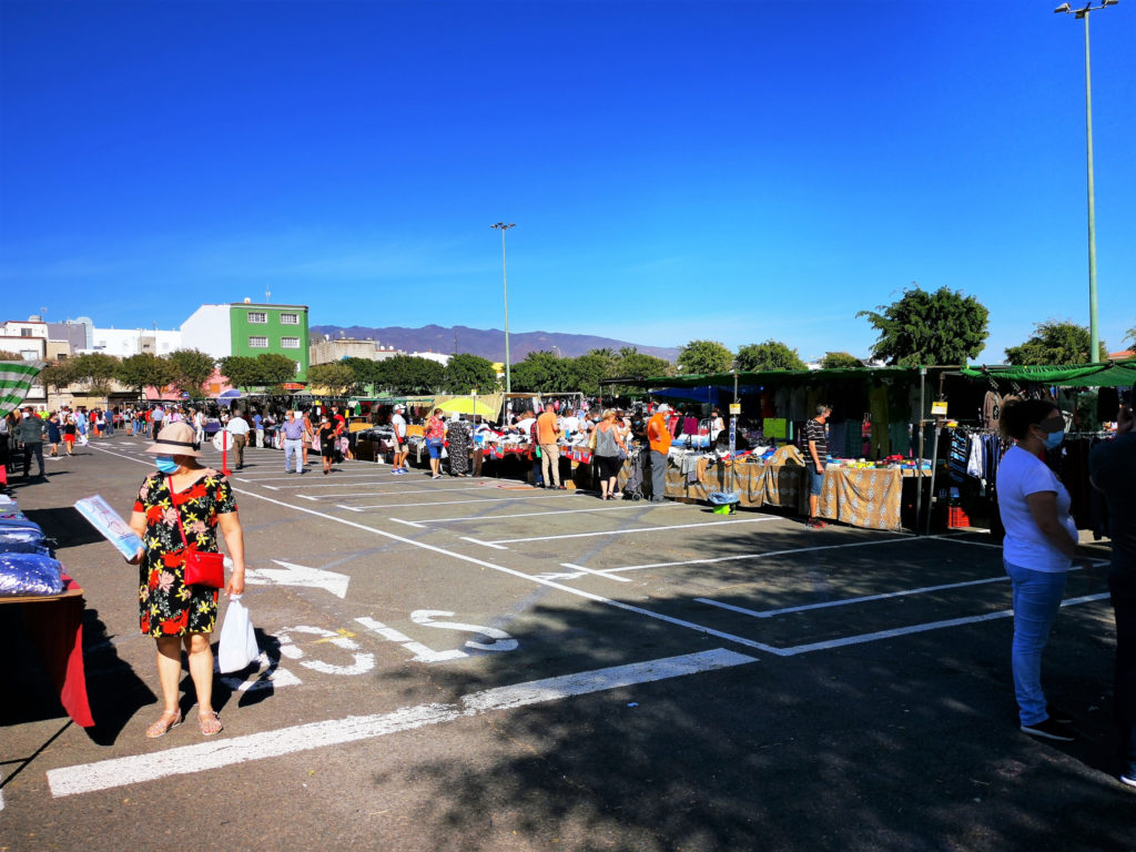 Der Flohmarkt in Vecindario ist von 08-14 Uhr geöffnet