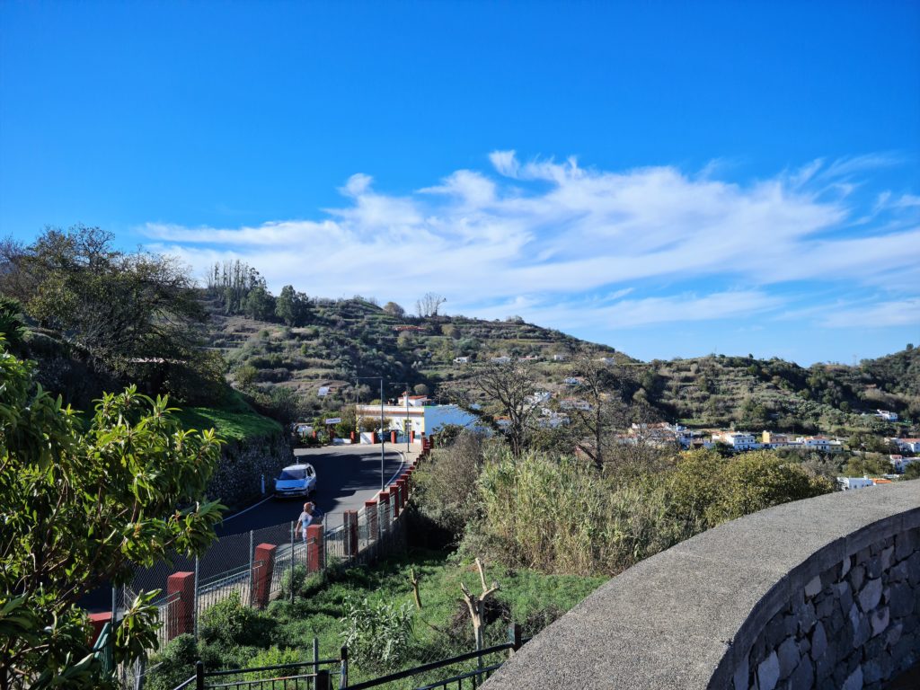 Blick auf das Dorf Lanzarote vom Mirador D. Miguel de Unamuno