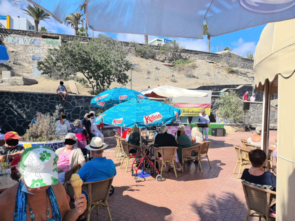Sonntags ab 11 Uhr Frühshoppen im Café Mozart am Strand von Playa del Inglés
