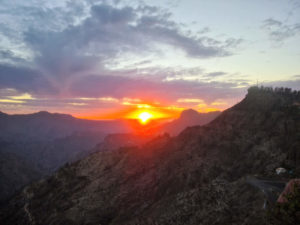 traumhafte Sonnenuntergänge lassen sich von der Aussichtsplattform genießen