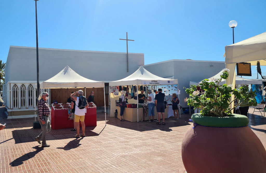 Der Markt in San Agustin findet im Shoppingcenter San Agustin statt