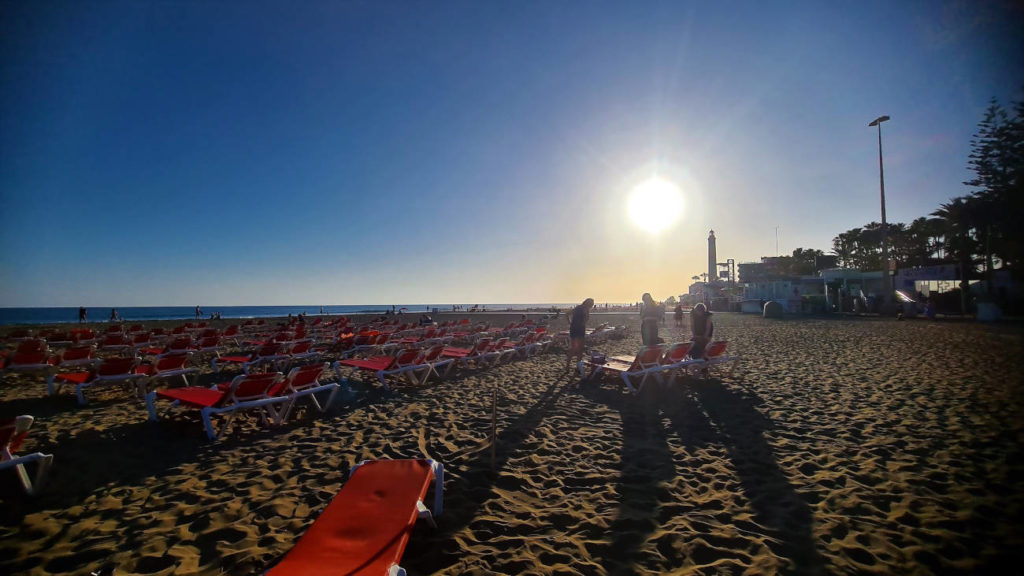 Strandliegen Playa Maspalomas Gran Canaria