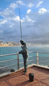 The Fisherman Statue am Ende der Promenade Paseo de las Canteras Las Palmas Gran Canaria